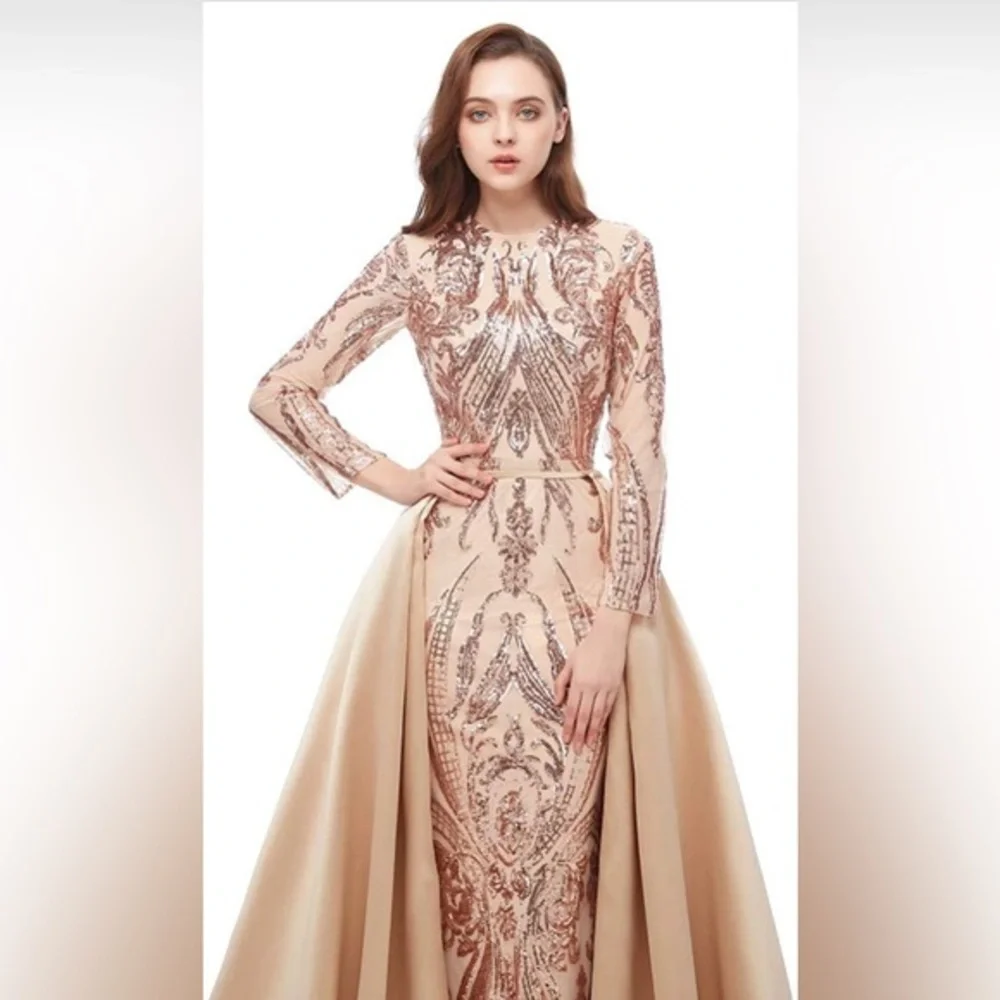 Two piece formal gold dress - Picture 7 of 9